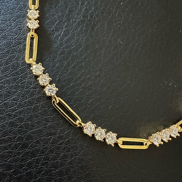 $240 NEW - 18K Gold Sterling Silver Moissanite Paper clip Necklace - Picture 3 of 6